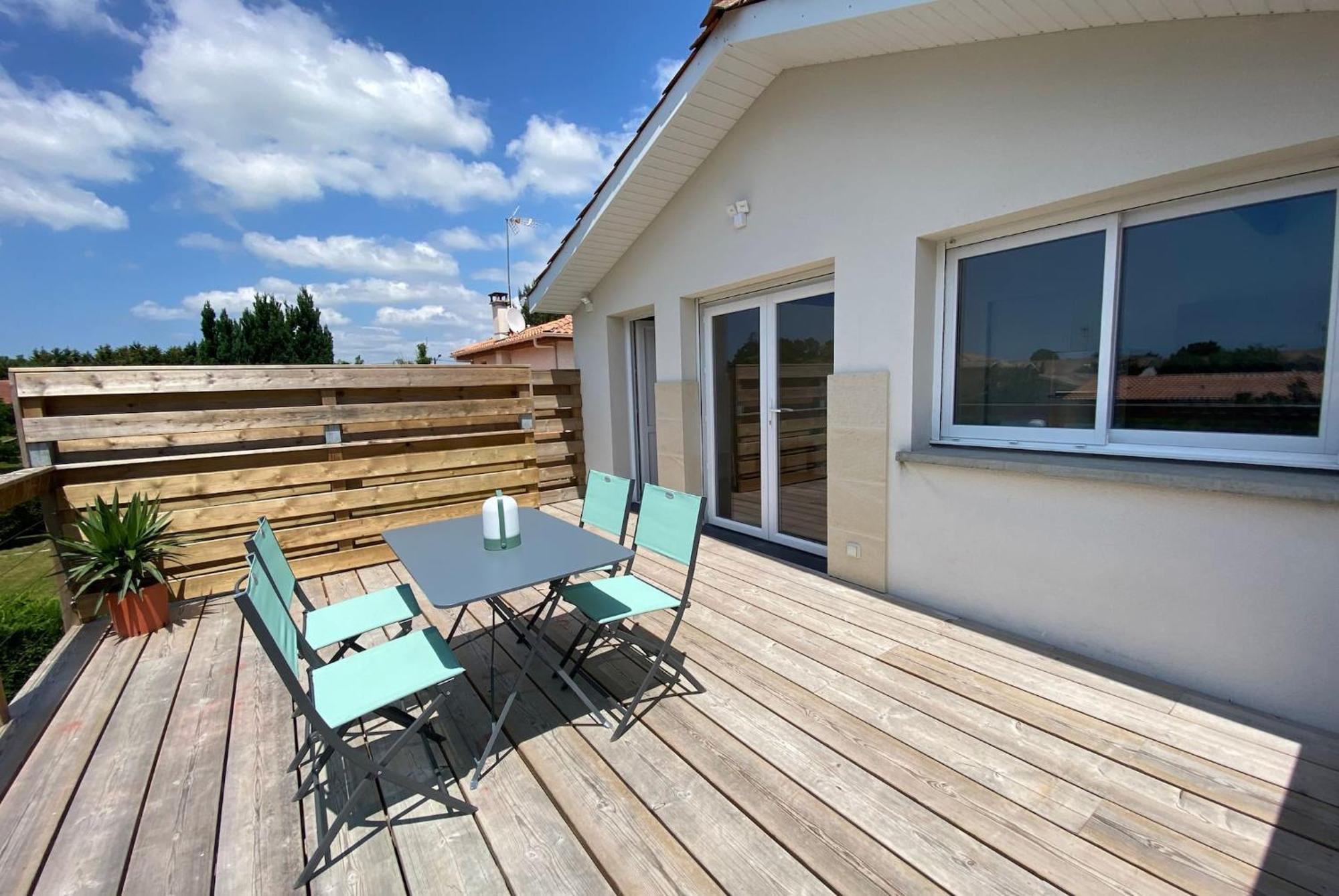 Appartement Des Pignons A Lege Bourg Exteriér fotografie