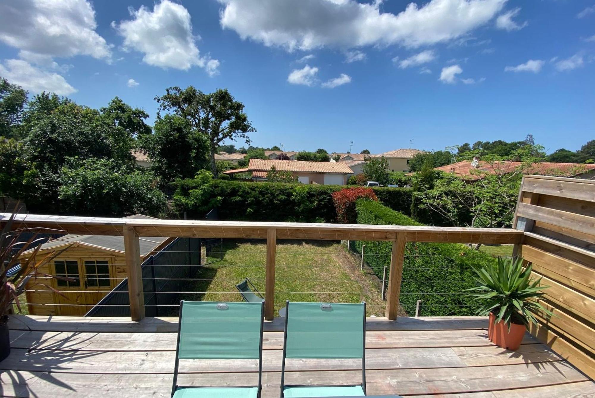 Appartement Des Pignons A Lege Bourg Exteriér fotografie