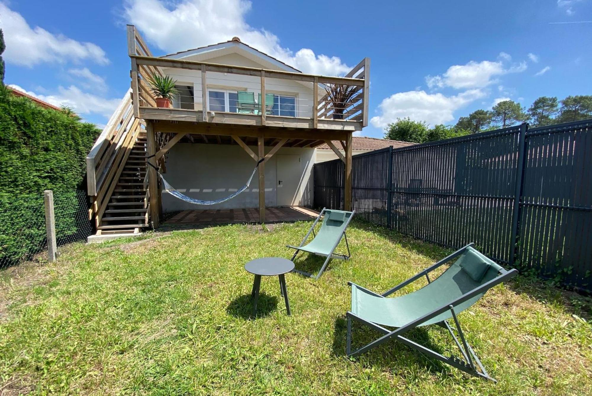 Appartement Des Pignons A Lege Bourg Exteriér fotografie